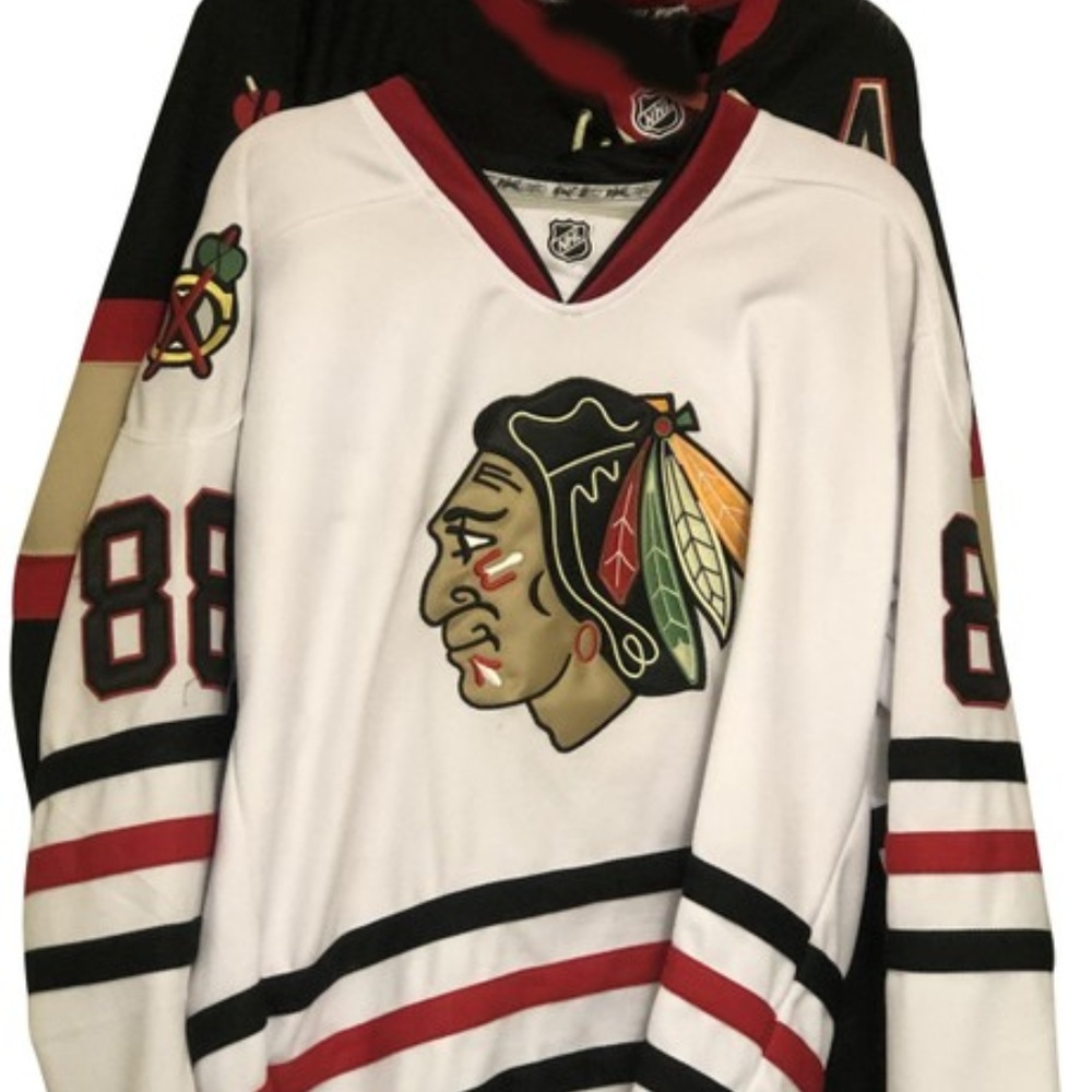 Black White NHL Chicago Blackhawks -Kane & Keith